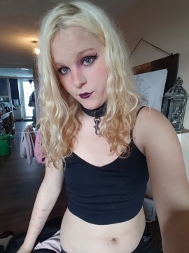 JoyeuseAnne de Namen, Belgique